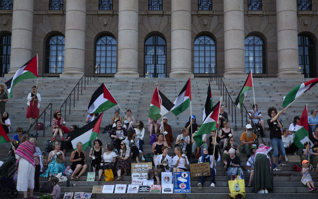 Suomen progressiivinen naamio on luisumassa